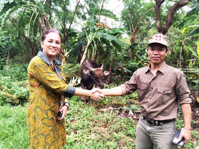 Serah Terima Hewan Qurban Sapi Kepada Warga Sekitar H Csr Pt